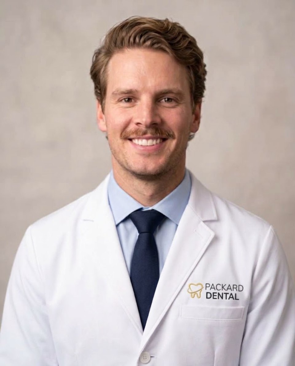 Dr. Joseph Packard, dentista en Packard Dental en Roy, Utah